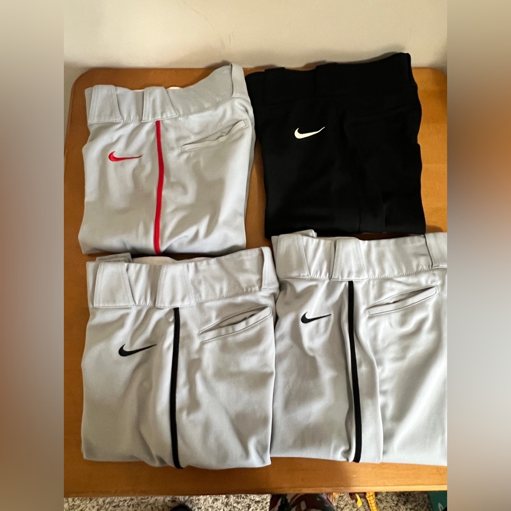 Boys Nike Baseball Pants size L (4pair)